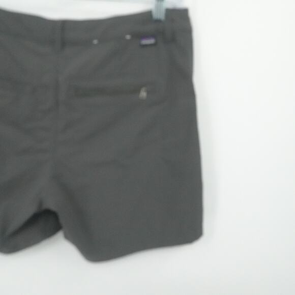 Patagonia Shorts Womens 6 Gray Quandary Outdoor Trail Hiking Stretch Zip Pocket - Picture 10 of 15